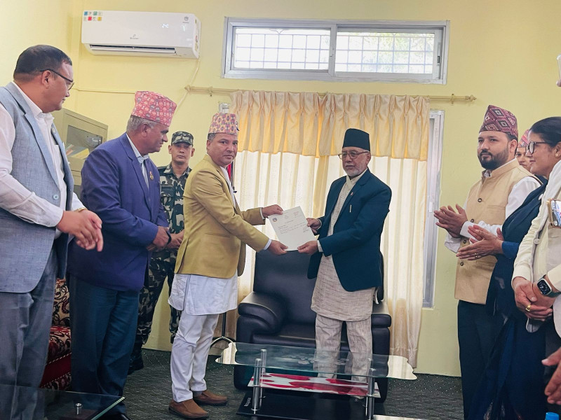 दीर्घ सोडारी सुदूरपश्चिमको मुख्यमन्त्री नियुक्त 